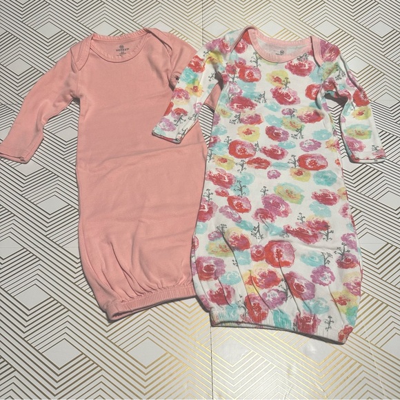 2-PACK ORGANIC COTTON SLEEPER GOWNS - Picture 2 of 4